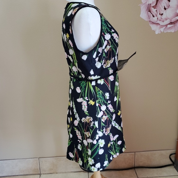Victoria Beckham Black Floral Dress - Picture 3 of 9